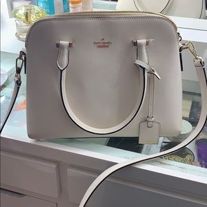 Kate Spade Purse (SOLDDDDD)